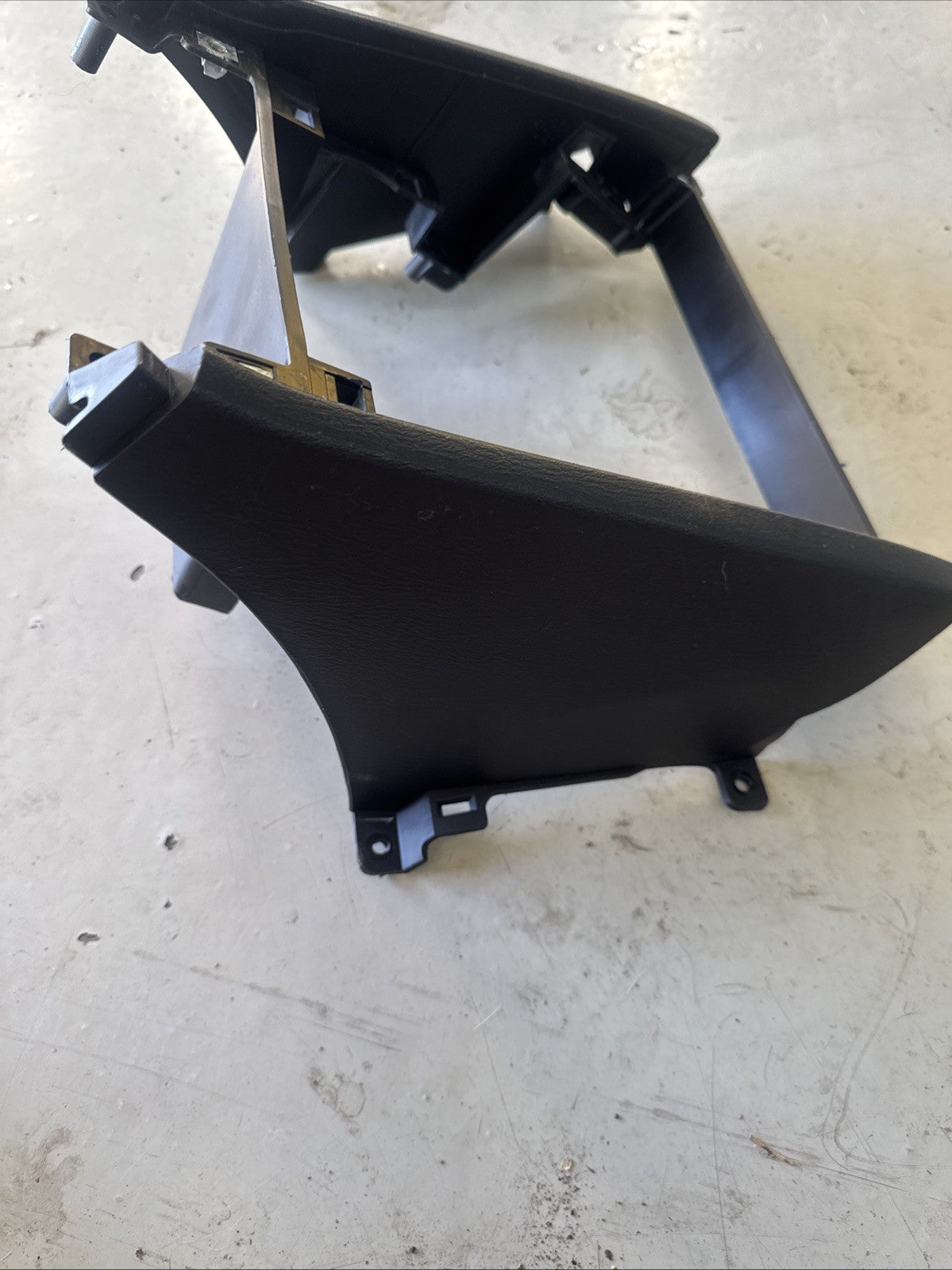2005-07 Subaru Impreza WRX STI Radio Bezel Trim Center Console Dash 66086FE000