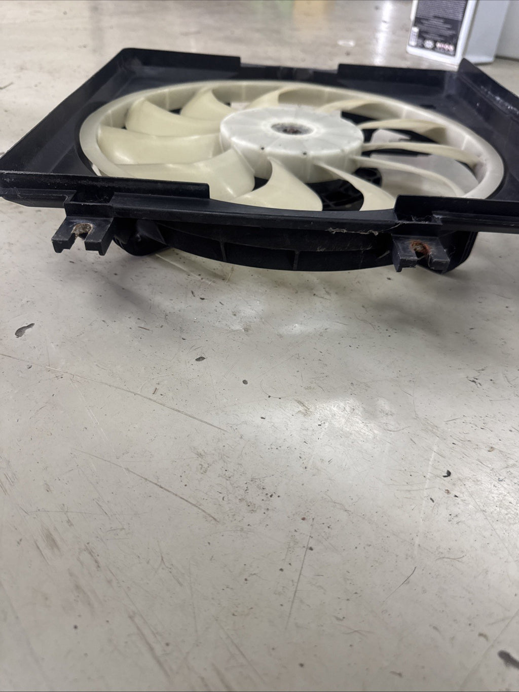 2008 SUBARU WRX RADIATOR COOLING FAN MOTOR & SHROUD OEM B1400004 Right
