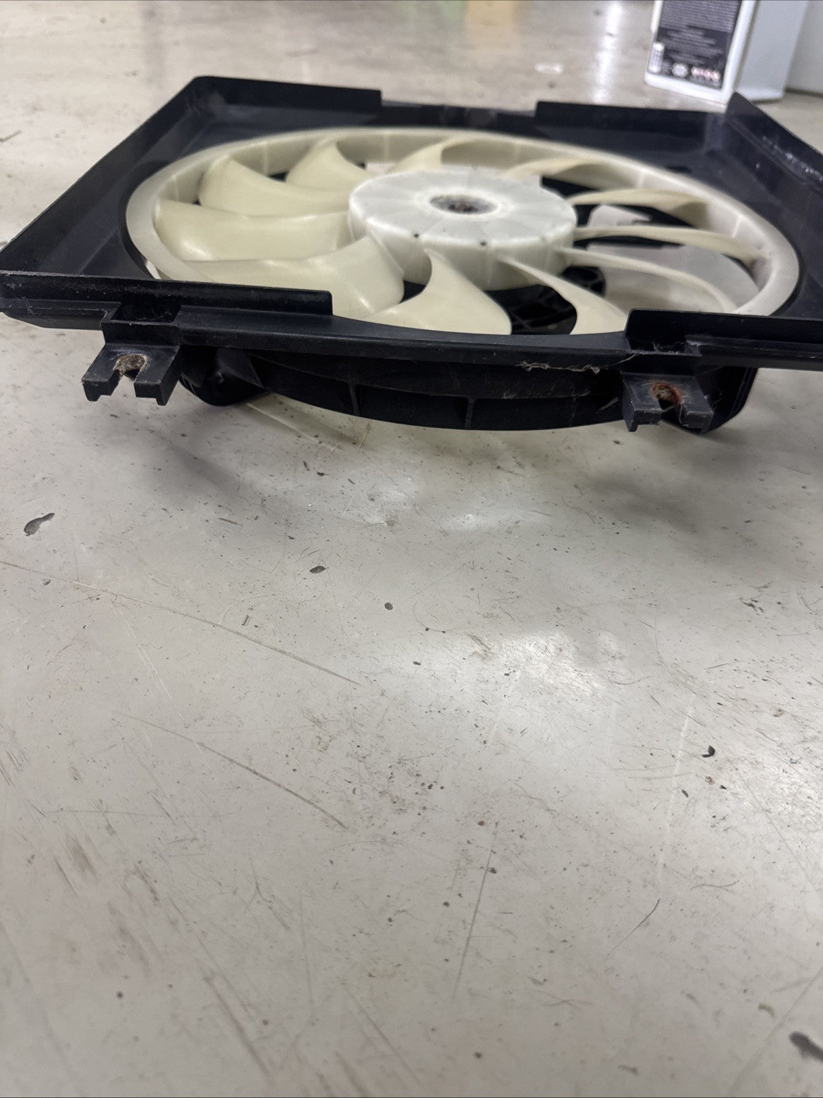 2008 SUBARU WRX RADIATOR COOLING FAN MOTOR & SHROUD OEM B1400004 Right