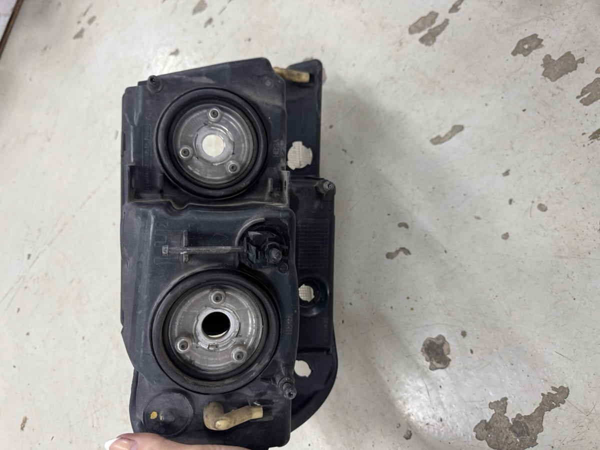 1999-04 Jeep Grand Cherokee Left hand Oem Head Light Headlight Lamp
