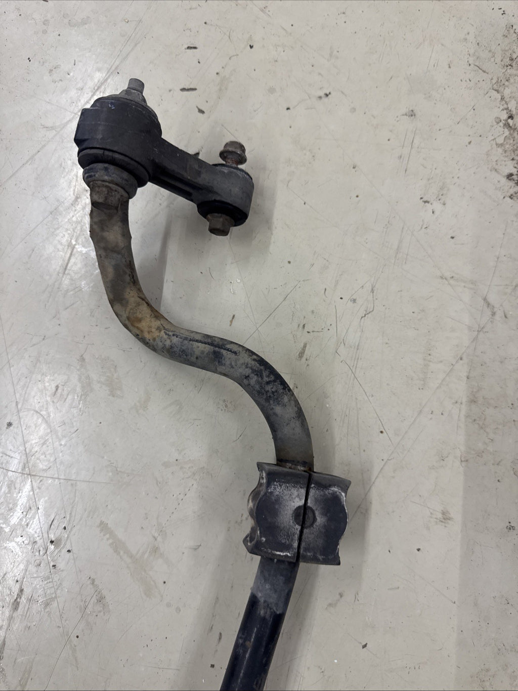 2000-2007 Subaru WRX Sedan Front Stabilizer Bar Swaybar OEM 20401FE000 2000-07