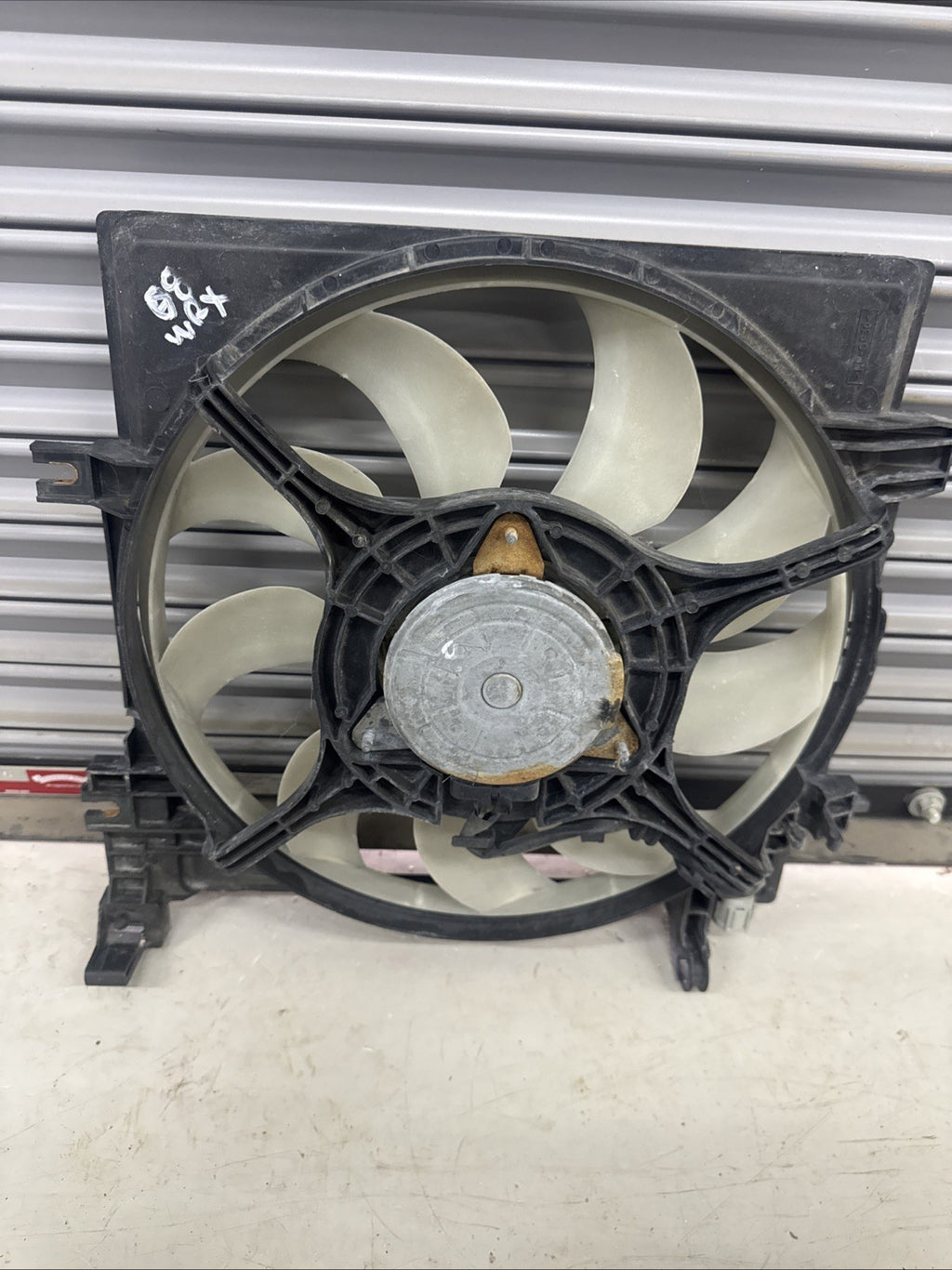 SUBARU WRX RADIATOR COOLING FAN MOTOR & SHROUD OEM B1400004 Left 2008