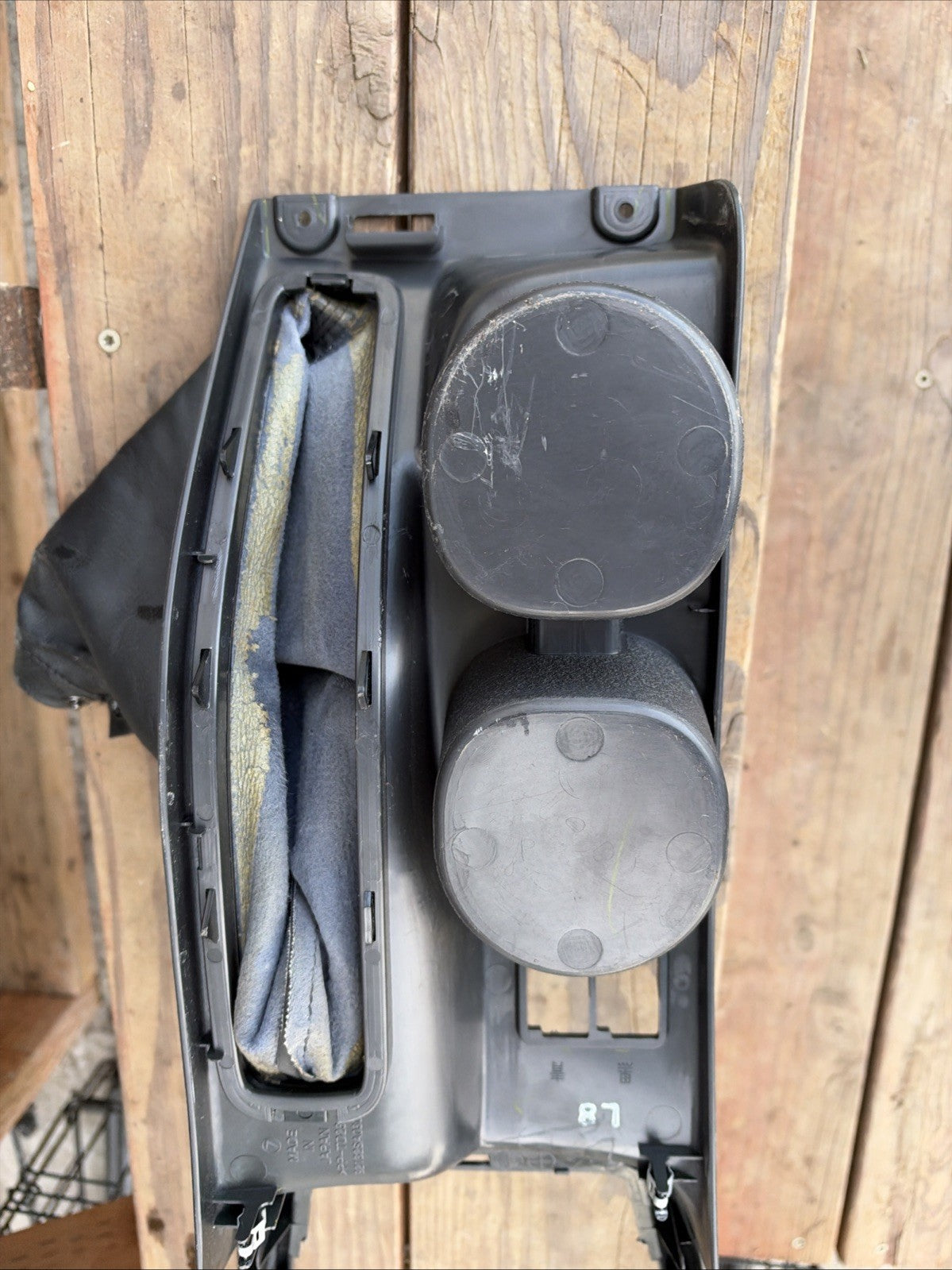Subaru Impreza Center Console Cupholder E-Brake Trim 92132SA030 OEM 06