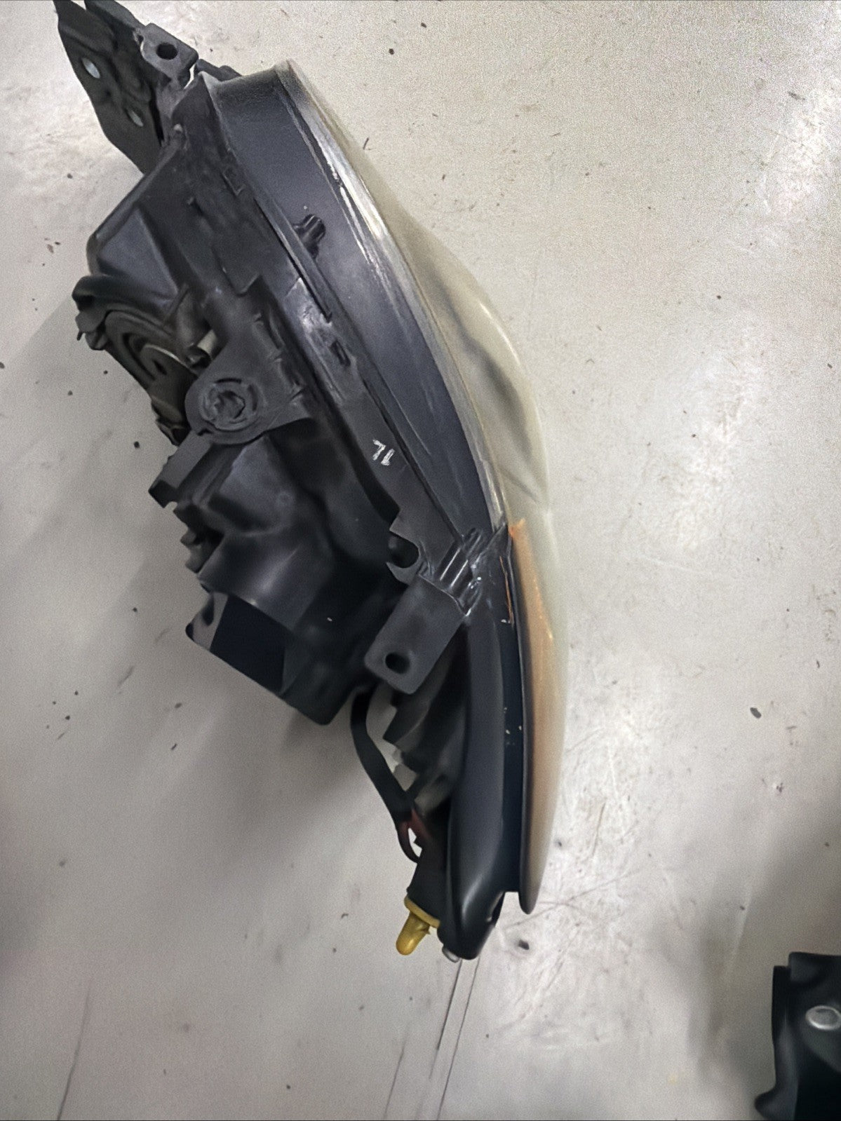 2006-2008 Subaru WRX Halogen Right Side Headlight Assembly OEM BLACK HOUSING