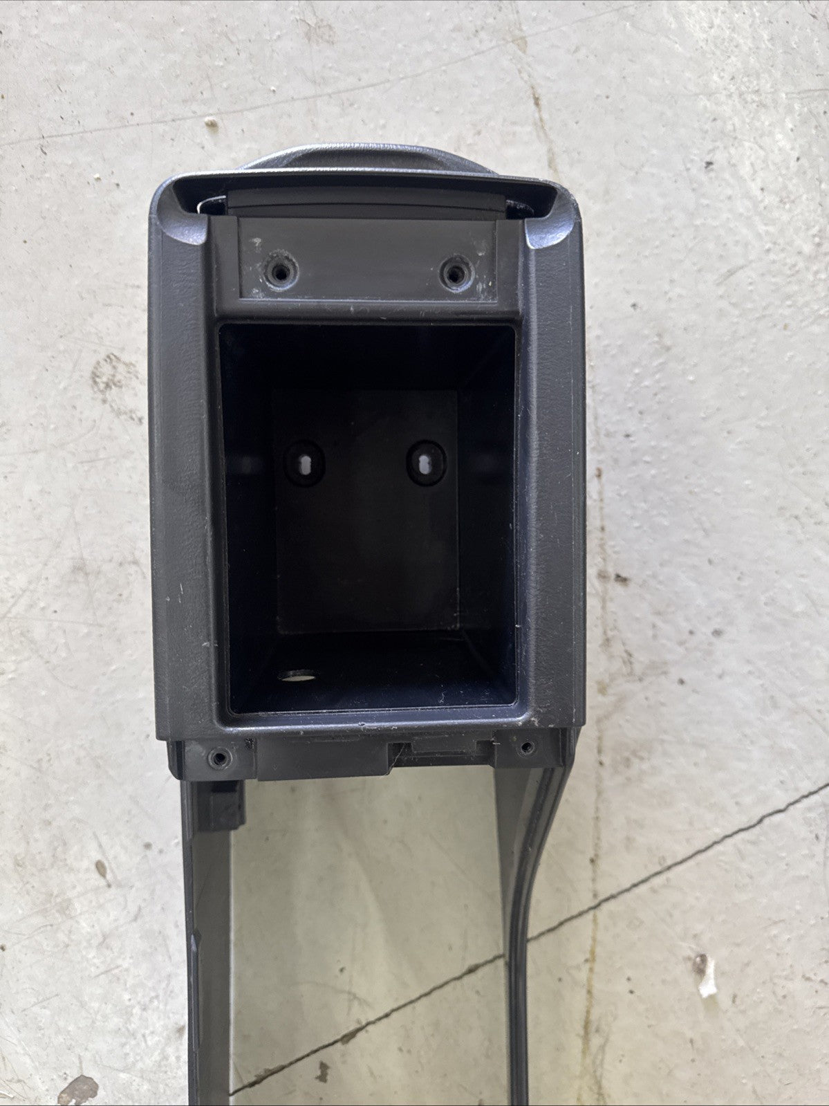 05-07 Subaru Impreza WRX STI Black Center Console Rest Trim Middle