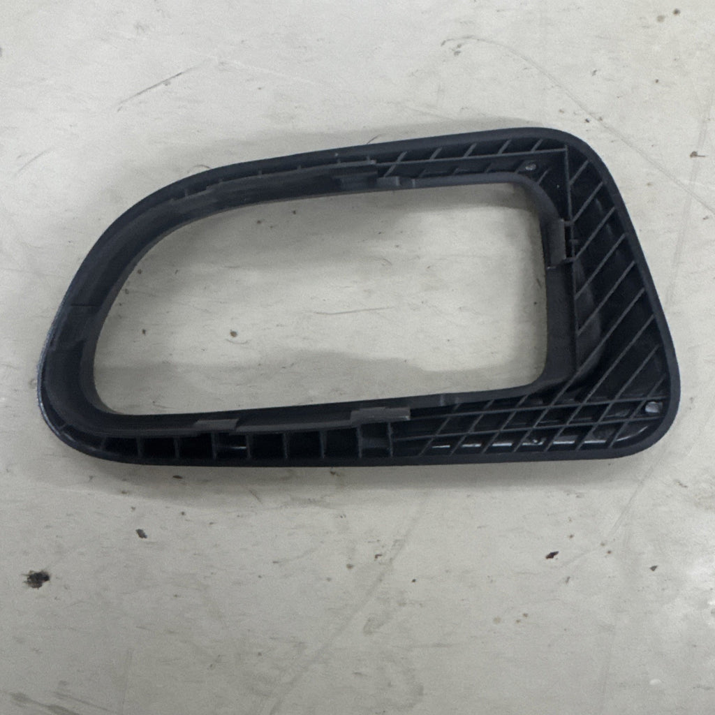 2005-2007 Subaru Impreza WRX STI Passenger Rear Door Handle Trim RH Right 05-07