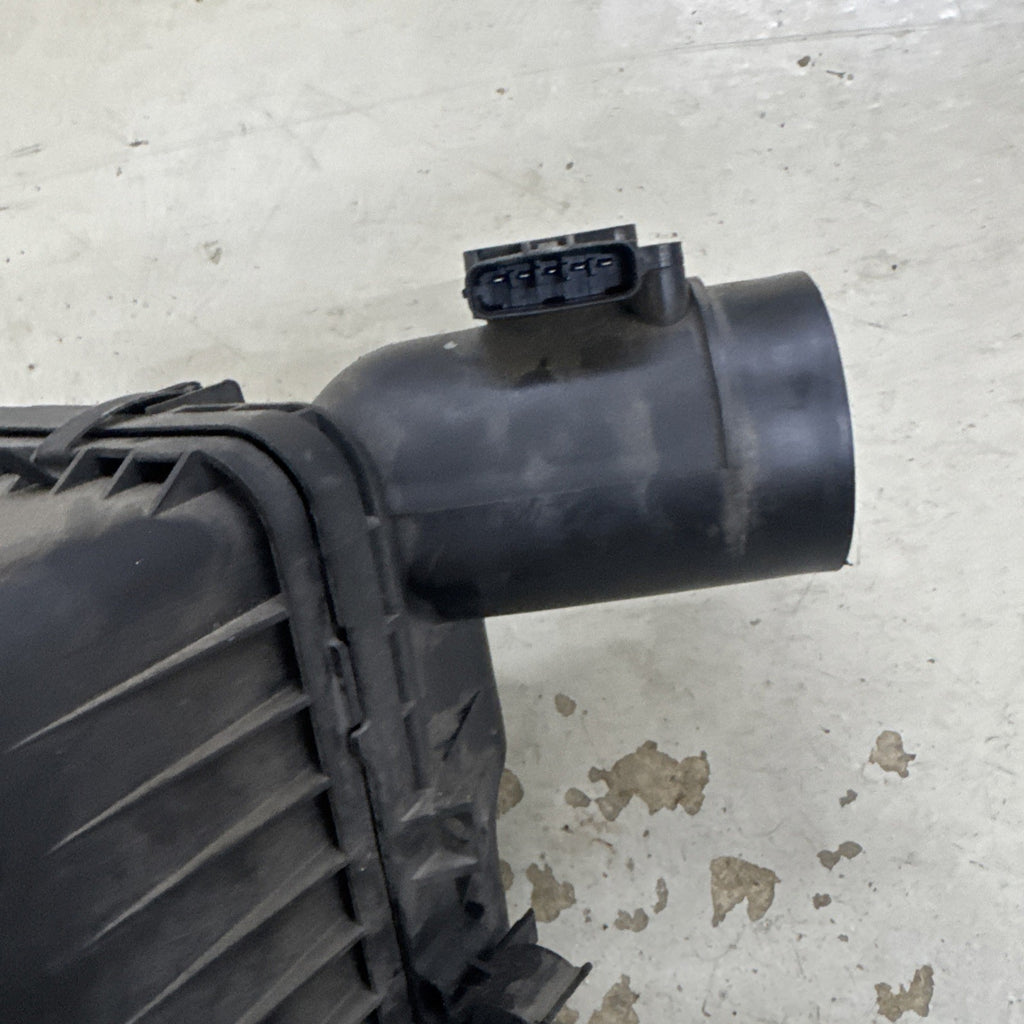 05-09 Subaru Outback Legacy Airbox Resonator Intake Filter Housing Air Box W MAF