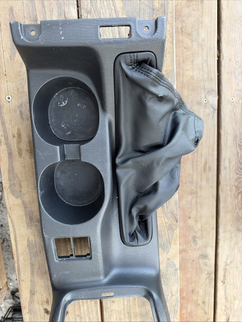 Subaru Impreza Center Console Cupholder E-Brake Trim 92132SA030 OEM 06