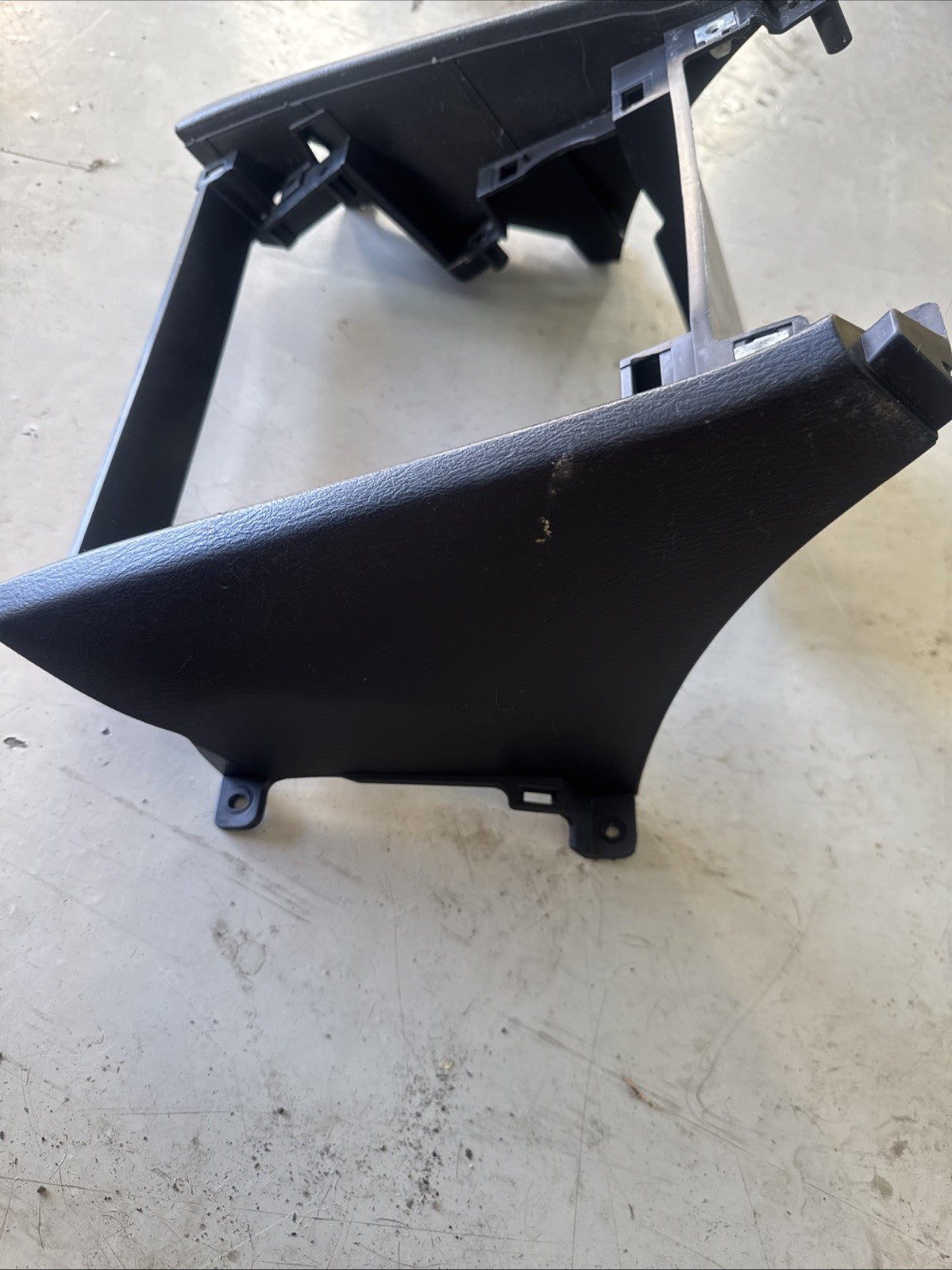2005-07 Subaru Impreza WRX STI Radio Bezel Trim Center Console Dash 66086FE000