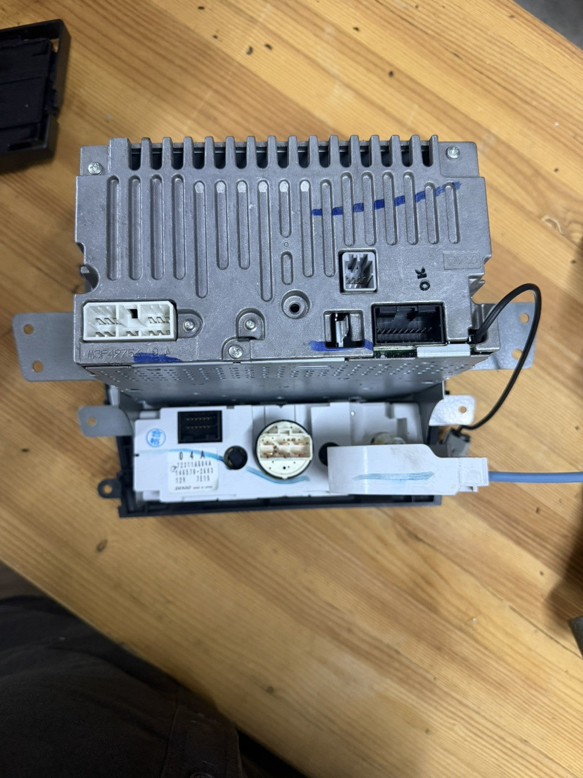 2007-2009 Subaru Legacy Outback OEM Stereo / heater controls