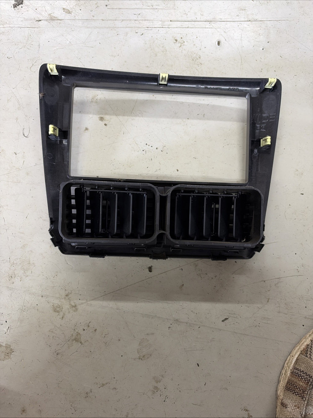 2008 Subaru Impreza  Dash Radio Trim Bezel Center Vent OEM 66110FG020 Assy CTR
