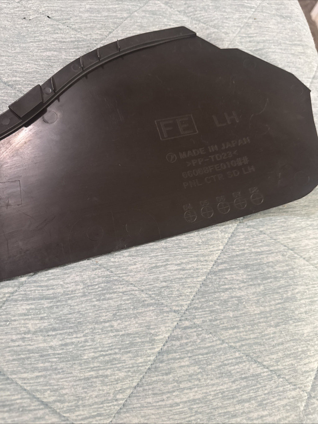 Subaru Impreza WRX/STi Center Console Trim LH 66068FE010 2005, 06-07