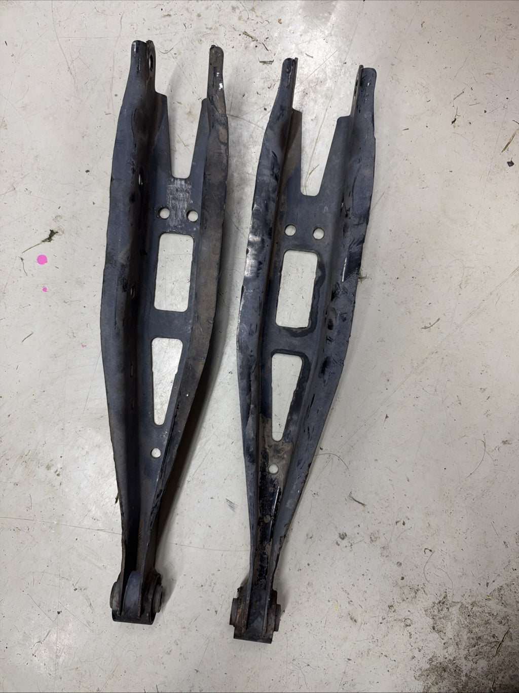 2015-2019 SUBARU WRX STI REAR LATERAL LINKS CONTROL ARMS SET OEM H7X26DA
