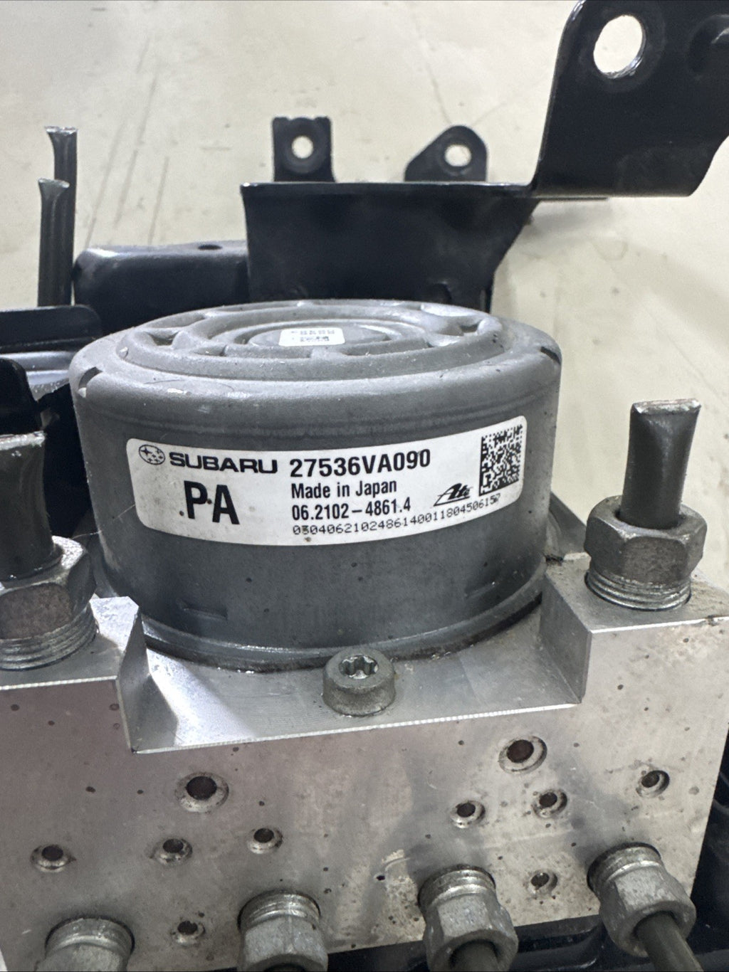 2015 Subaru WRX STi ABS Brake Pump Module 27536VA090 OEM