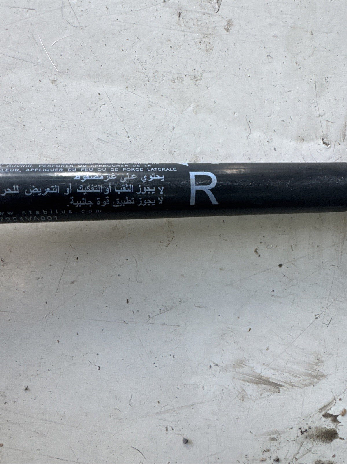 SUBARU WRX STI 2015-2021 OEM LEFT & RIGHT HOOD LIFT SUPPORT FRONT STRUTS