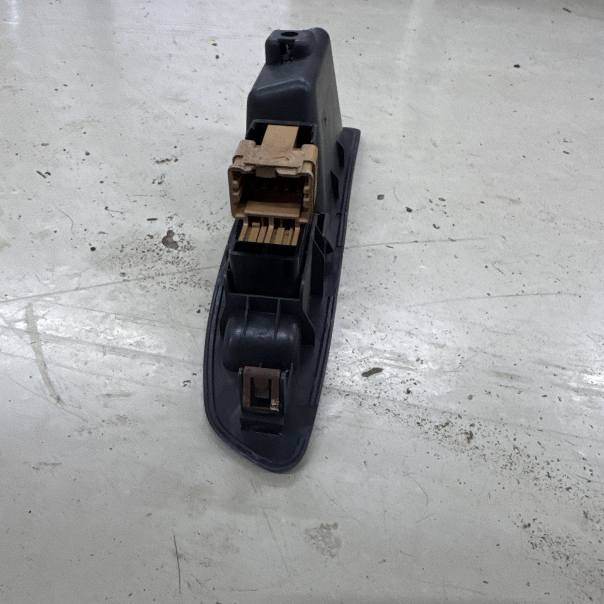 SUBARU IMPREZA WRX & STI REAR Right Side WINDOW SWITCH TRIM 05-07