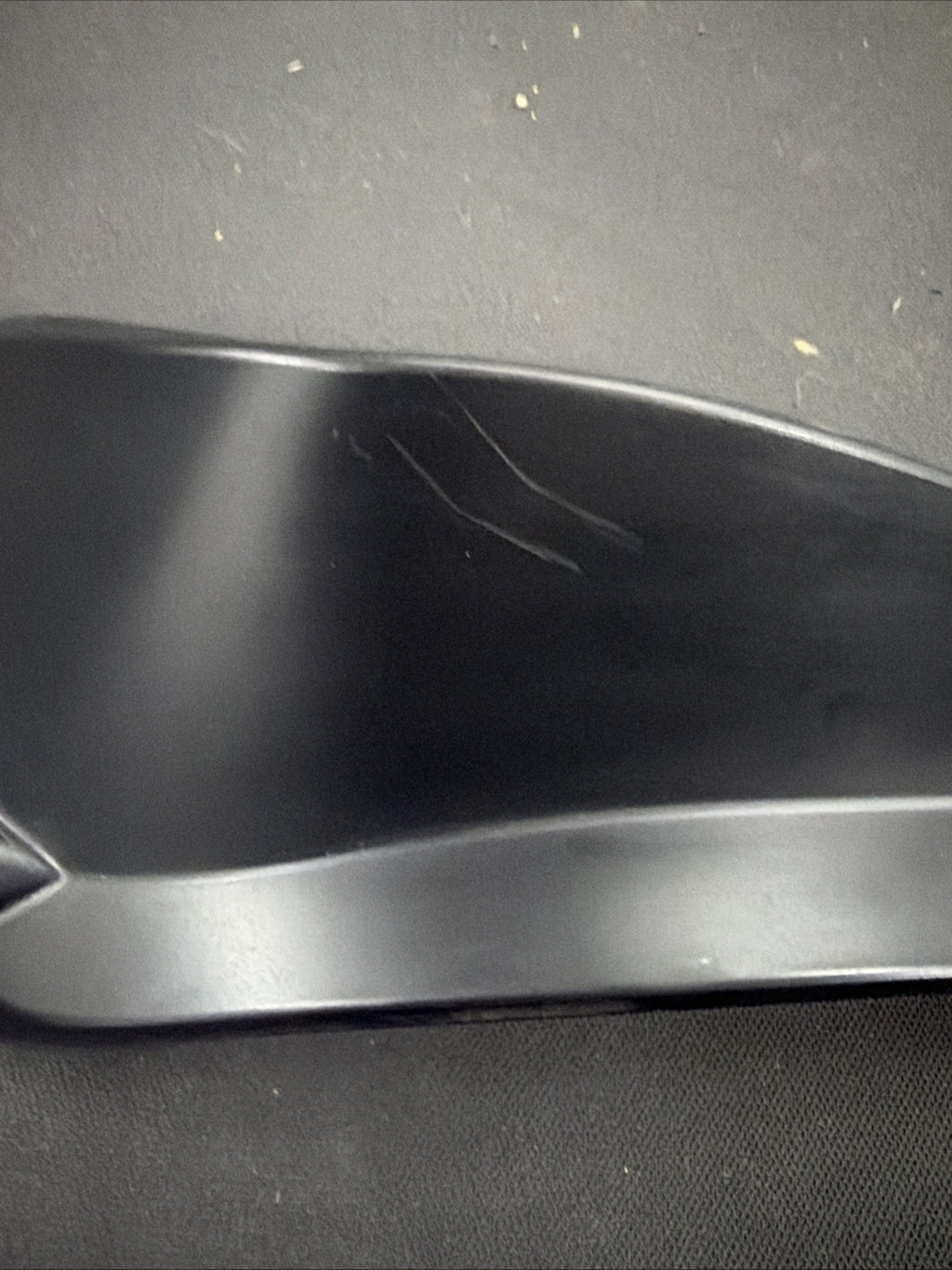 2006 SUBARU WRX WAGON PASSENGER RIGHT TAIL LIGHT FINISHER TRIM 26064