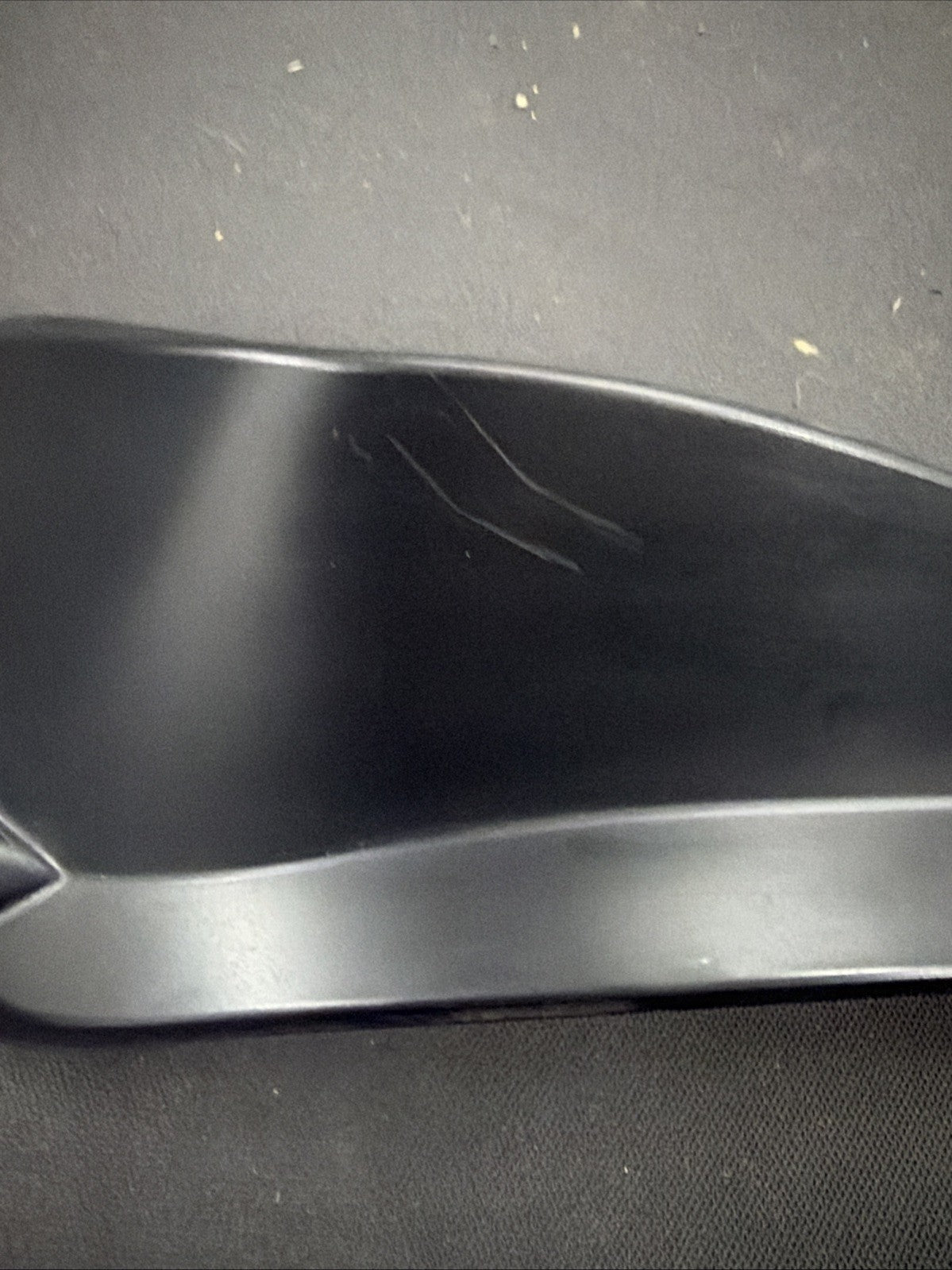 2006 SUBARU WRX WAGON PASSENGER RIGHT TAIL LIGHT FINISHER TRIM 26064