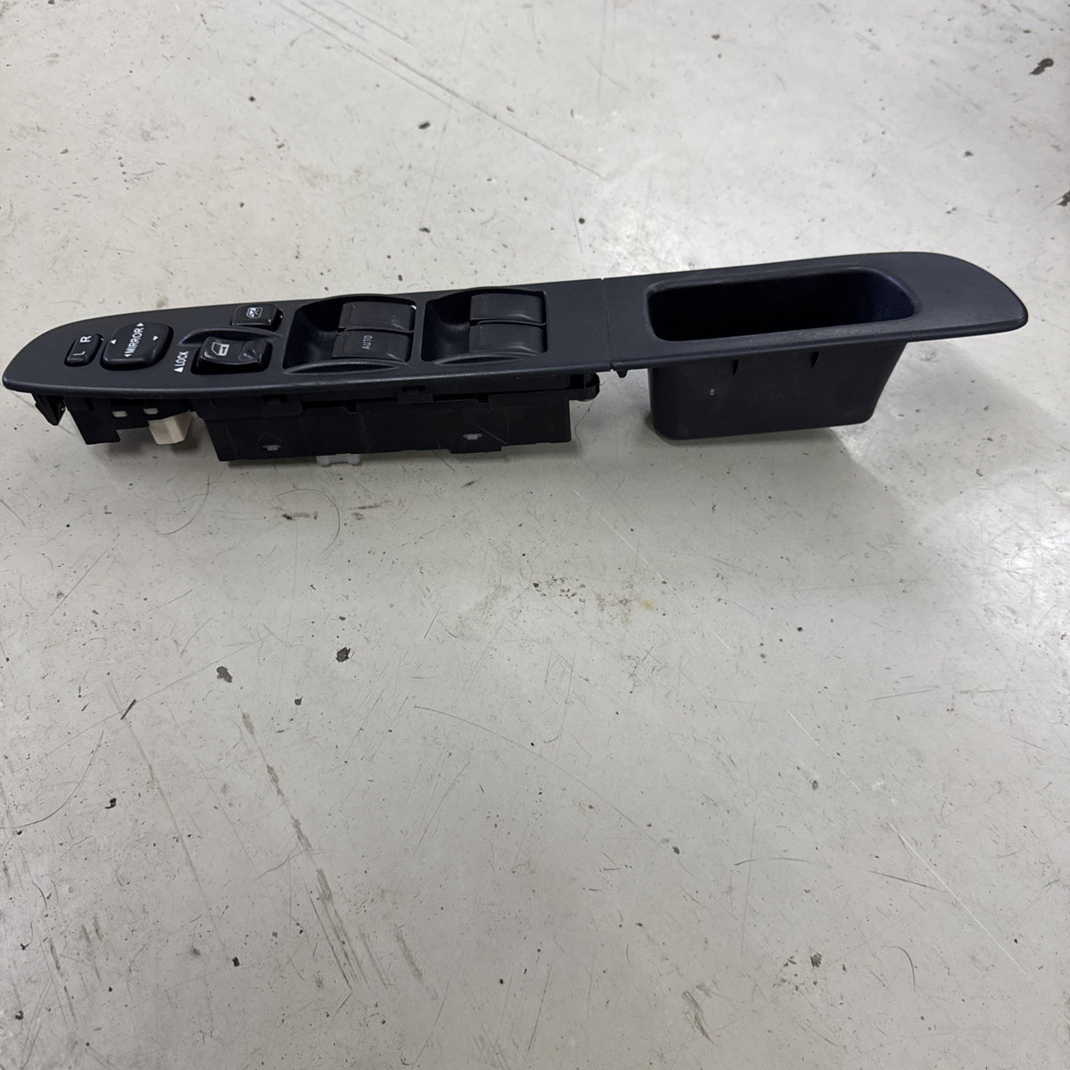 Left Side 05-07 Subaru Impreza WRX STI Power Window Master Switch