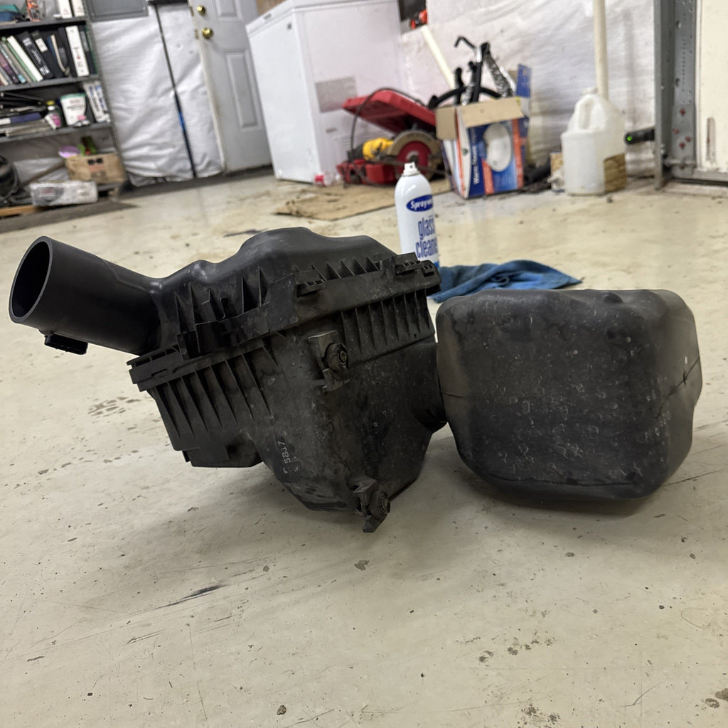 05-09 Subaru Outback Legacy Airbox Resonator Intake Filter Housing Air Box W MAF