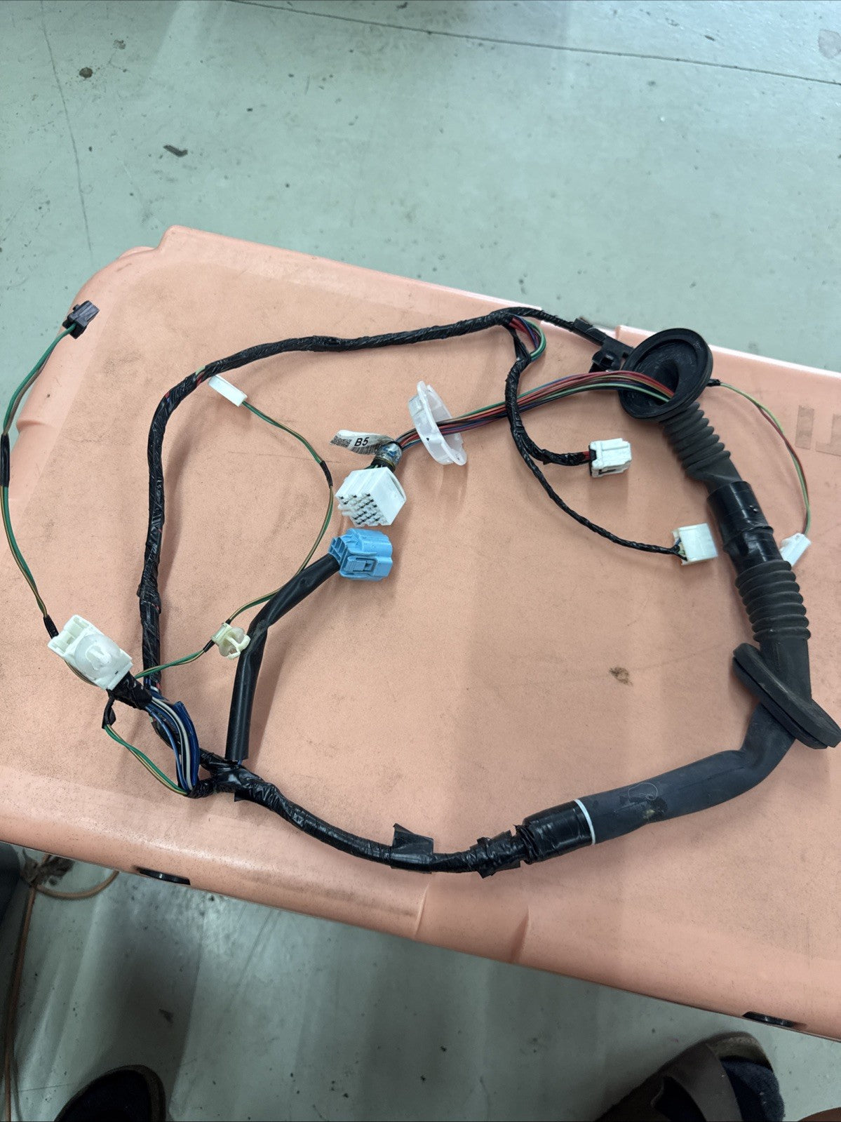 2008-14 Subaru Impreza WRX Front Right Door Wiring Harness Wire 81821FG110