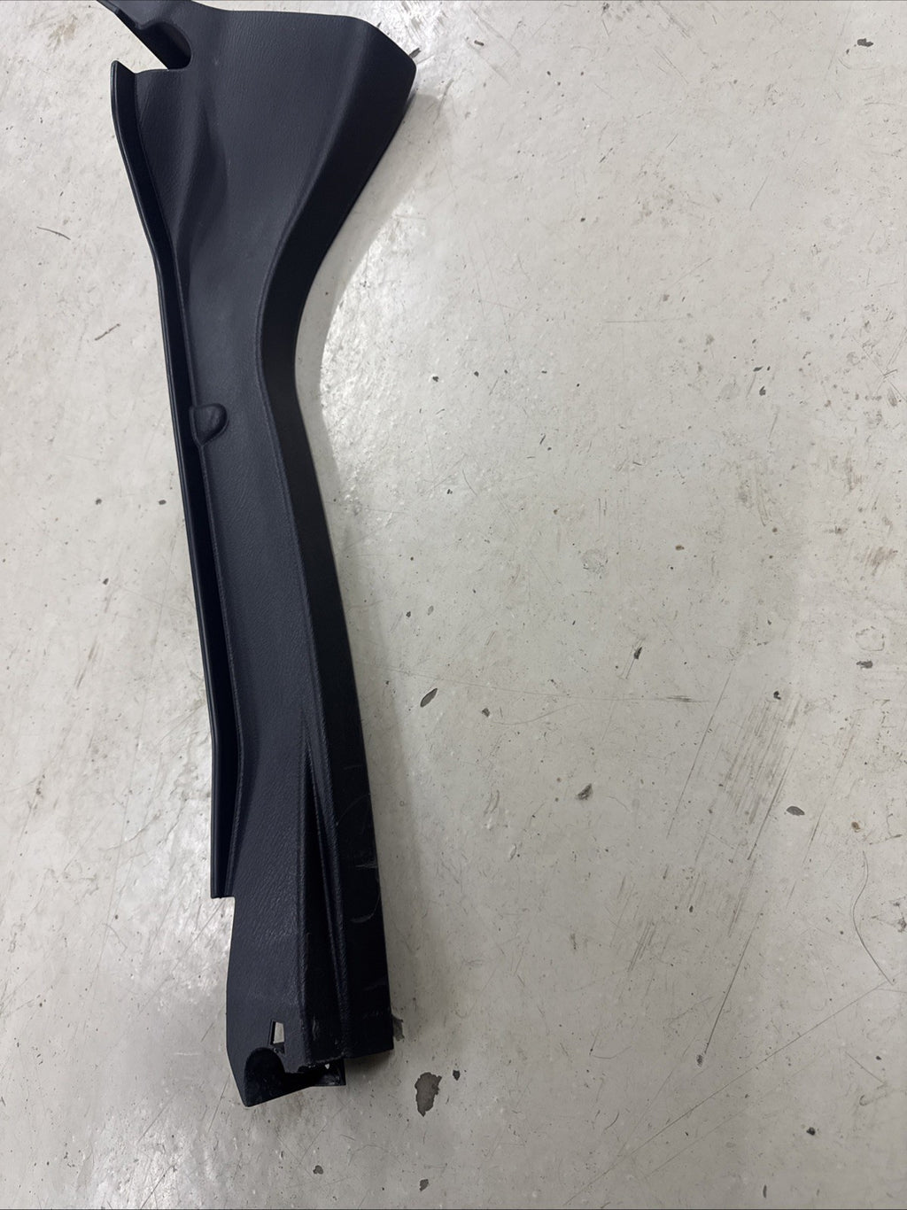 2004-07 Subaru Impreza WRX STi LH Driver Side Door Sill Trim Rear