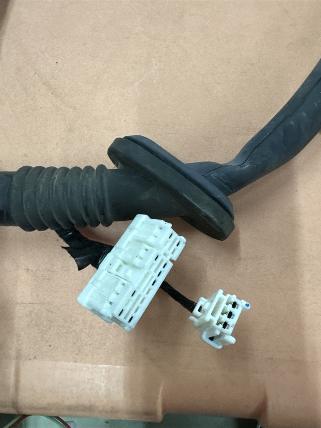 2008-14 Subaru WRX STI Front Left Door Harness OEM 81820FG120 08-14