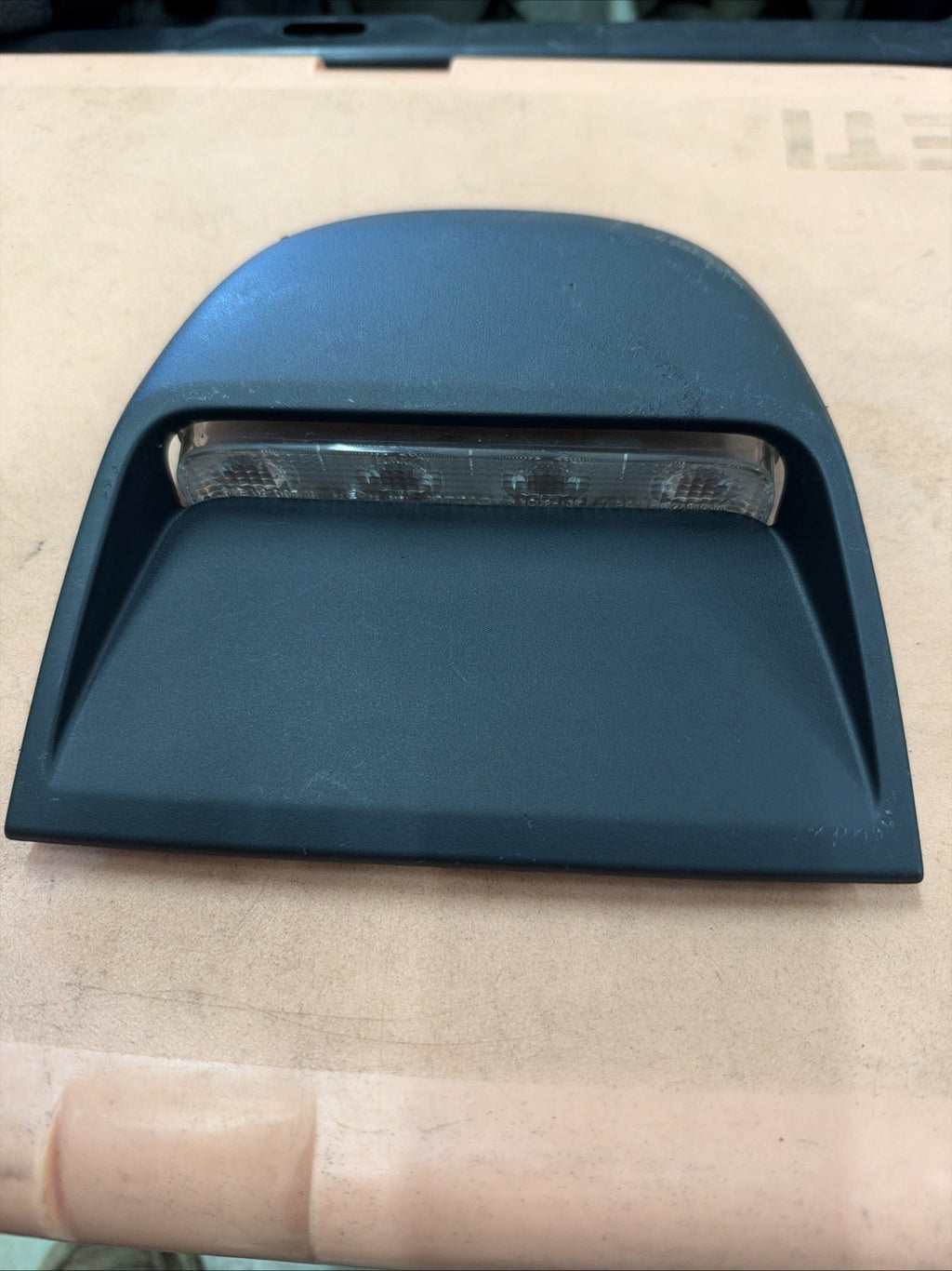 2018 Subaru WRX Rear Third Brake Stop Light Lamp OEM VC02-137 15-21