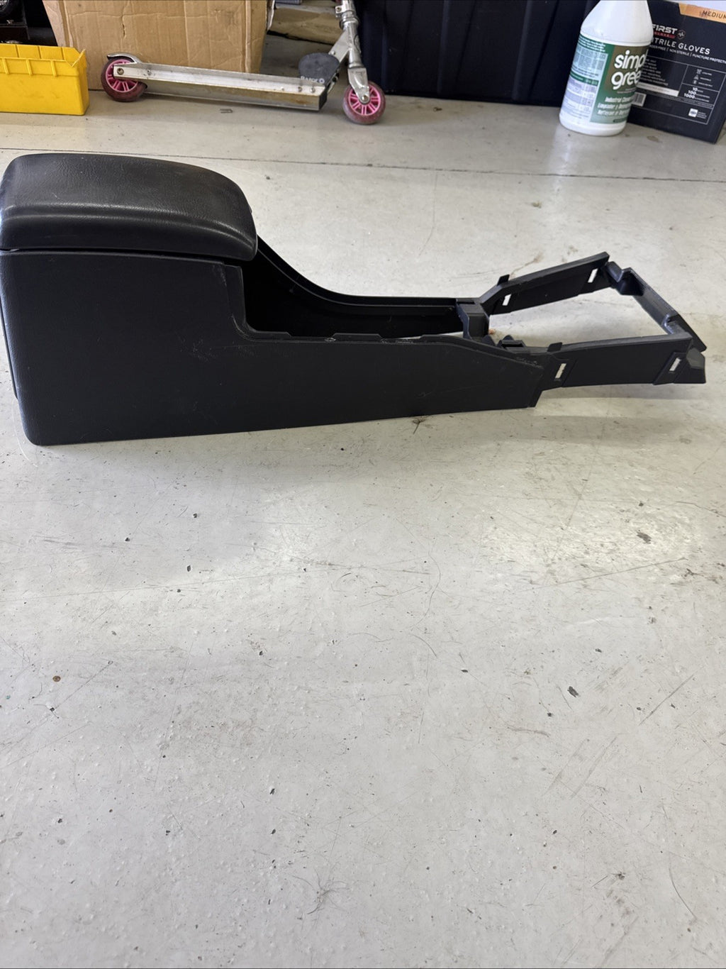 2005-07 Subaru Impreza WRX STI Black Center Console Rest Trim Middle