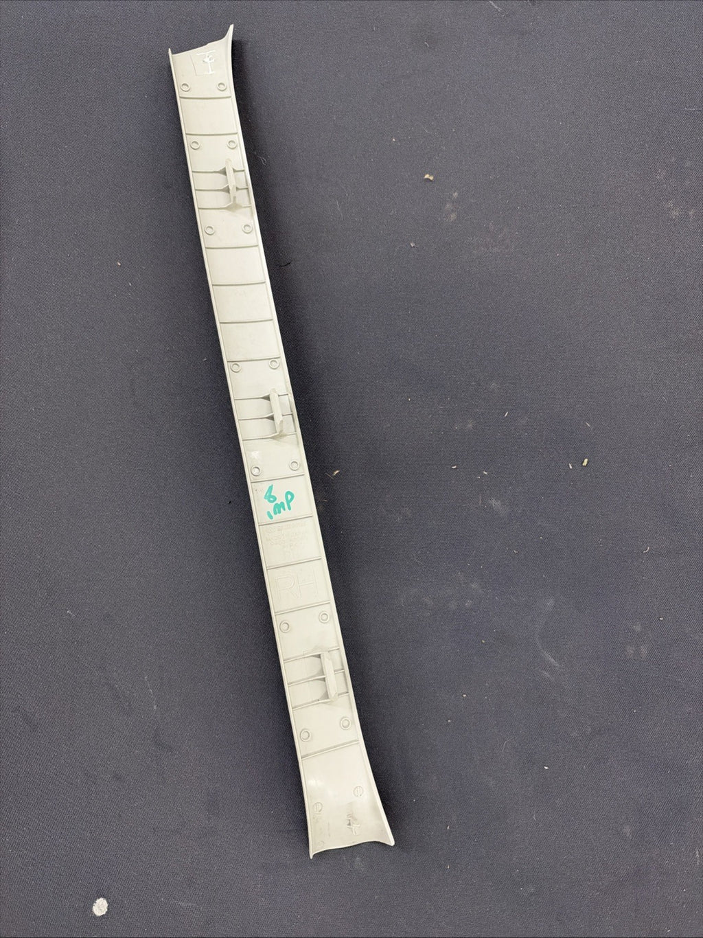 2008 Subaru Impreza WRX STI Door Sill Trim Cover Right Passenger RH 94060FG040