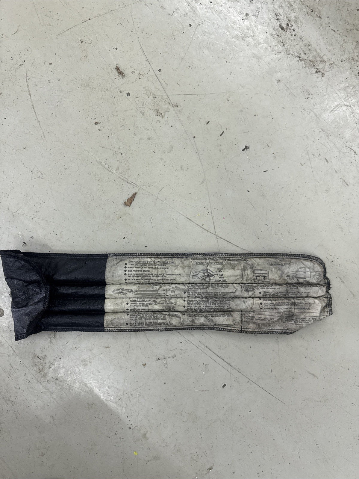 Spare Tire Scissor Jack 52019921  OEM Factory 86364D Lug wrench tool Jack Set