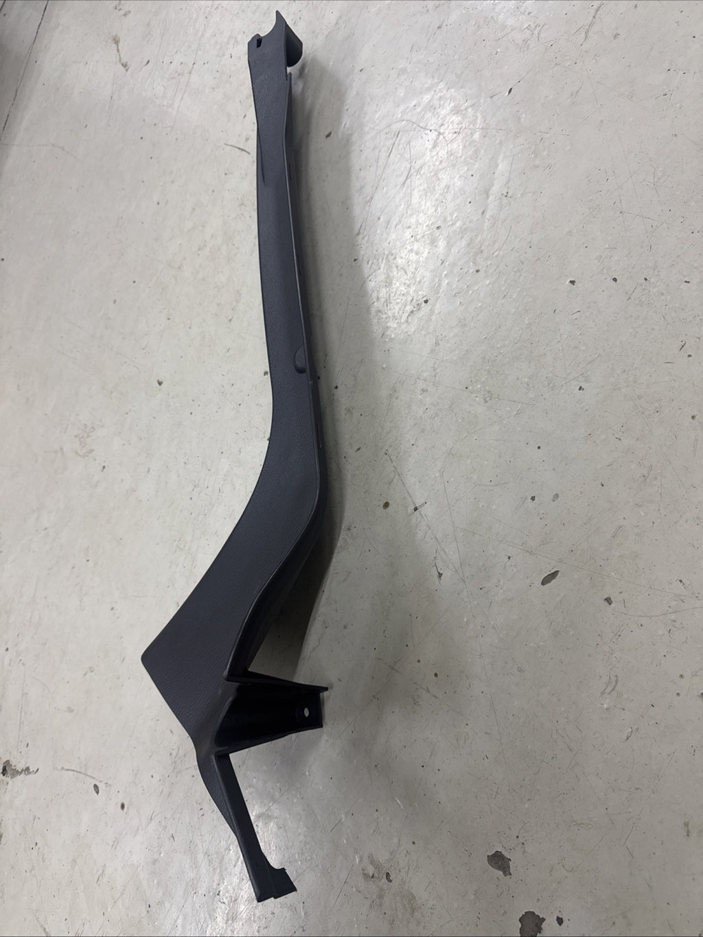 2004-07 Subaru Impreza WRX STi LH Driver Side Door Sill Trim Rear