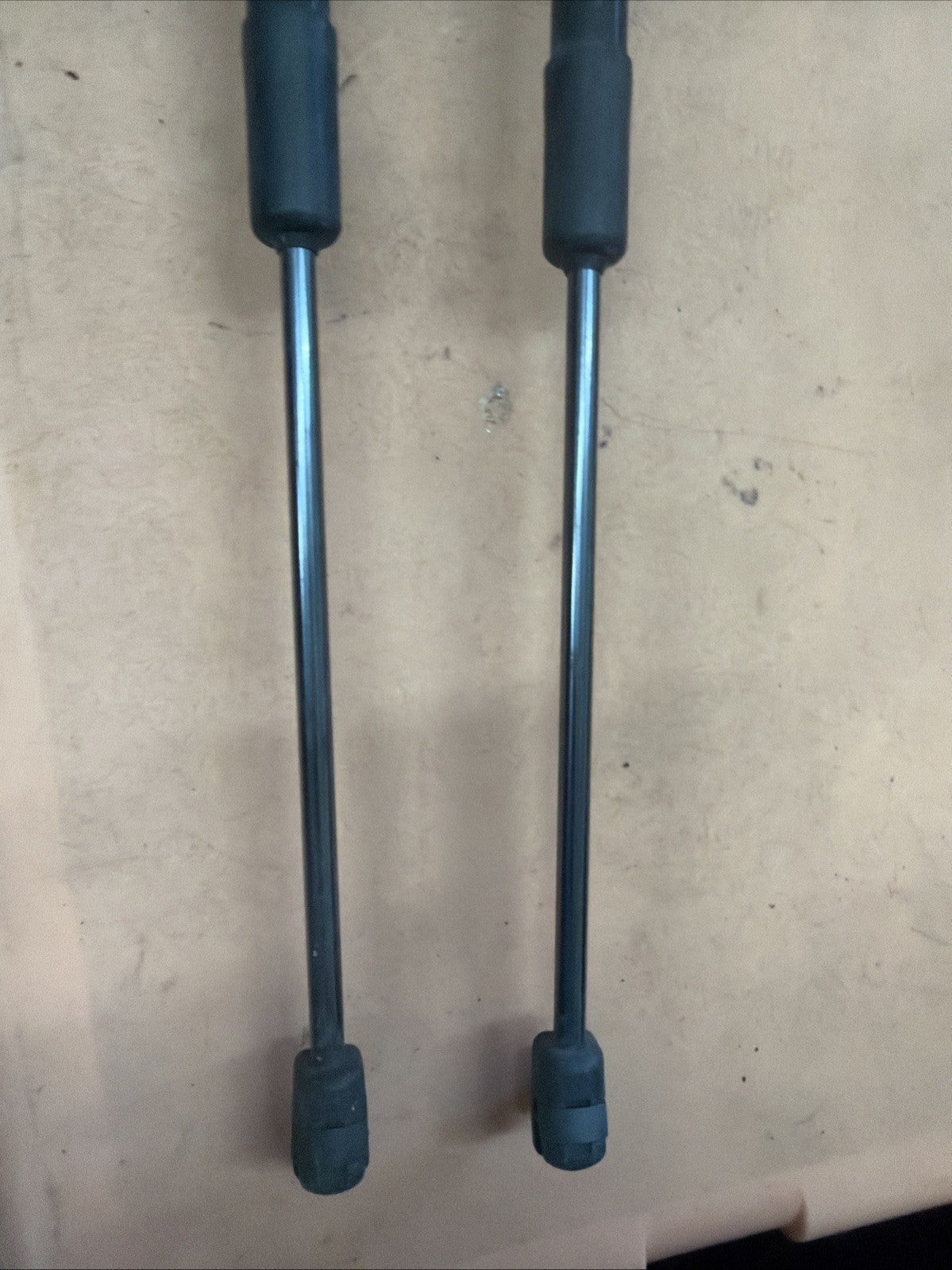 SUBARU WRX STI 2015-2021 OEM LEFT & RIGHT HOOD LIFT SUPPORT FRONT STRUTS