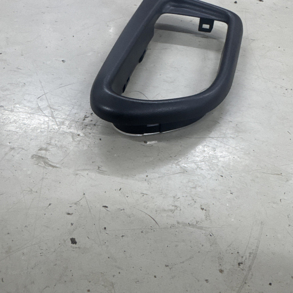 2005-2007 Subaru Impreza WRX STI Passenger Rear Door Handle Trim RH Right 05-07