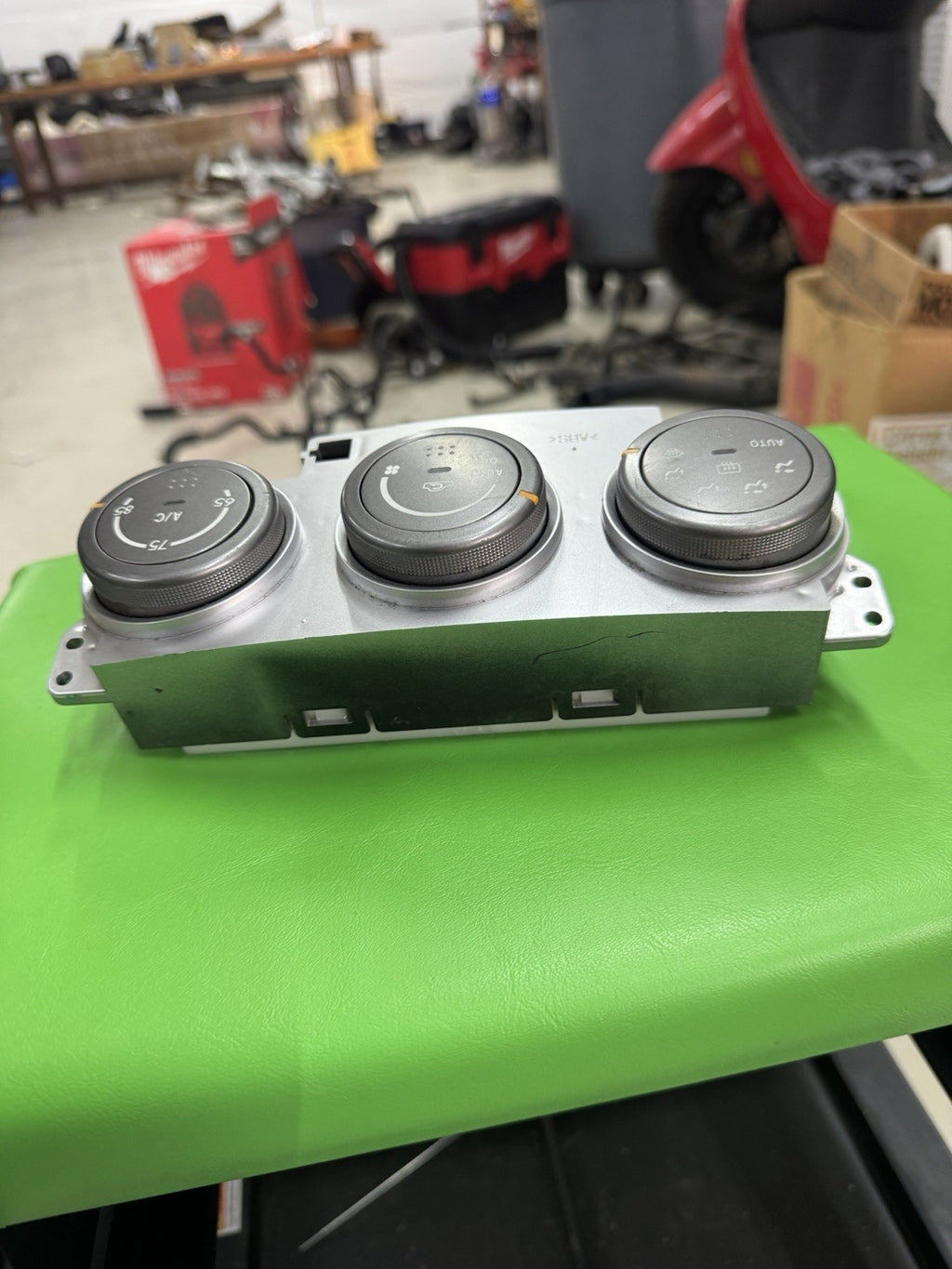 2007 subaru impreza heater control  72311fe090 A0200068A03001