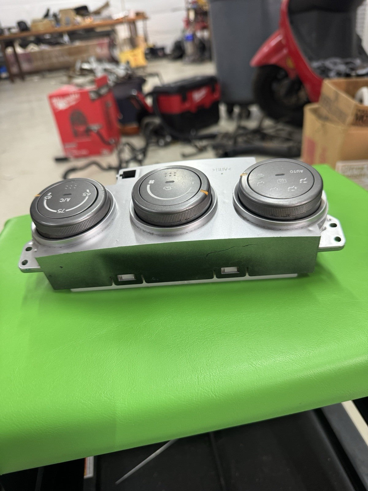 2007 subaru impreza heater control  72311fe090 A0200068A03001