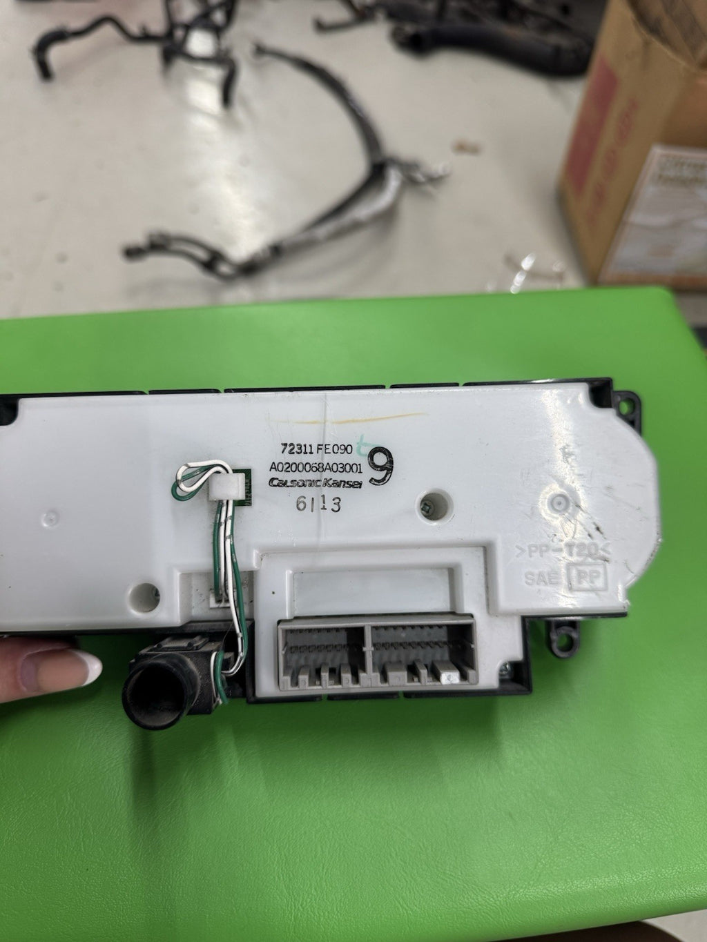 2007 subaru impreza heater control  72311fe090 A0200068A03001