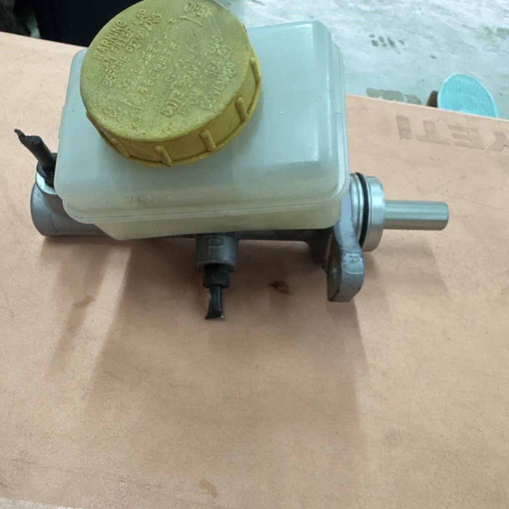 2008-14Subaru Forester Impreza WRX STI Brake Master Cylinder Reservoir OEM AG030