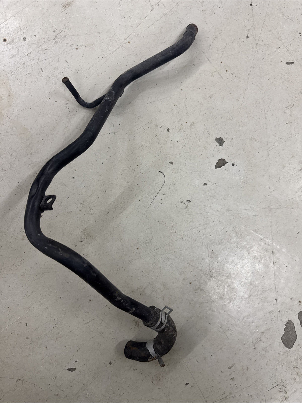 EJ 22 99-01 Subaru Water Pump Bypass Pipe Forester Impreza Legacy OEM