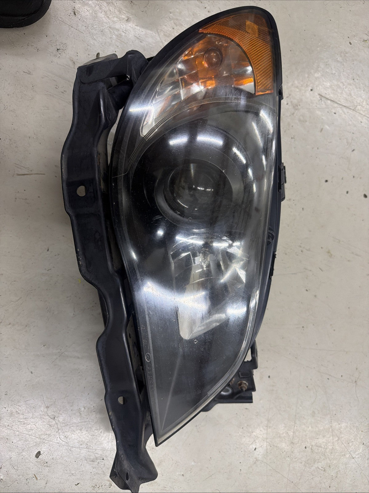 2006-2008 Subaru WRX Halogen Right Side Headlight Assembly OEM BLACK HOUSING