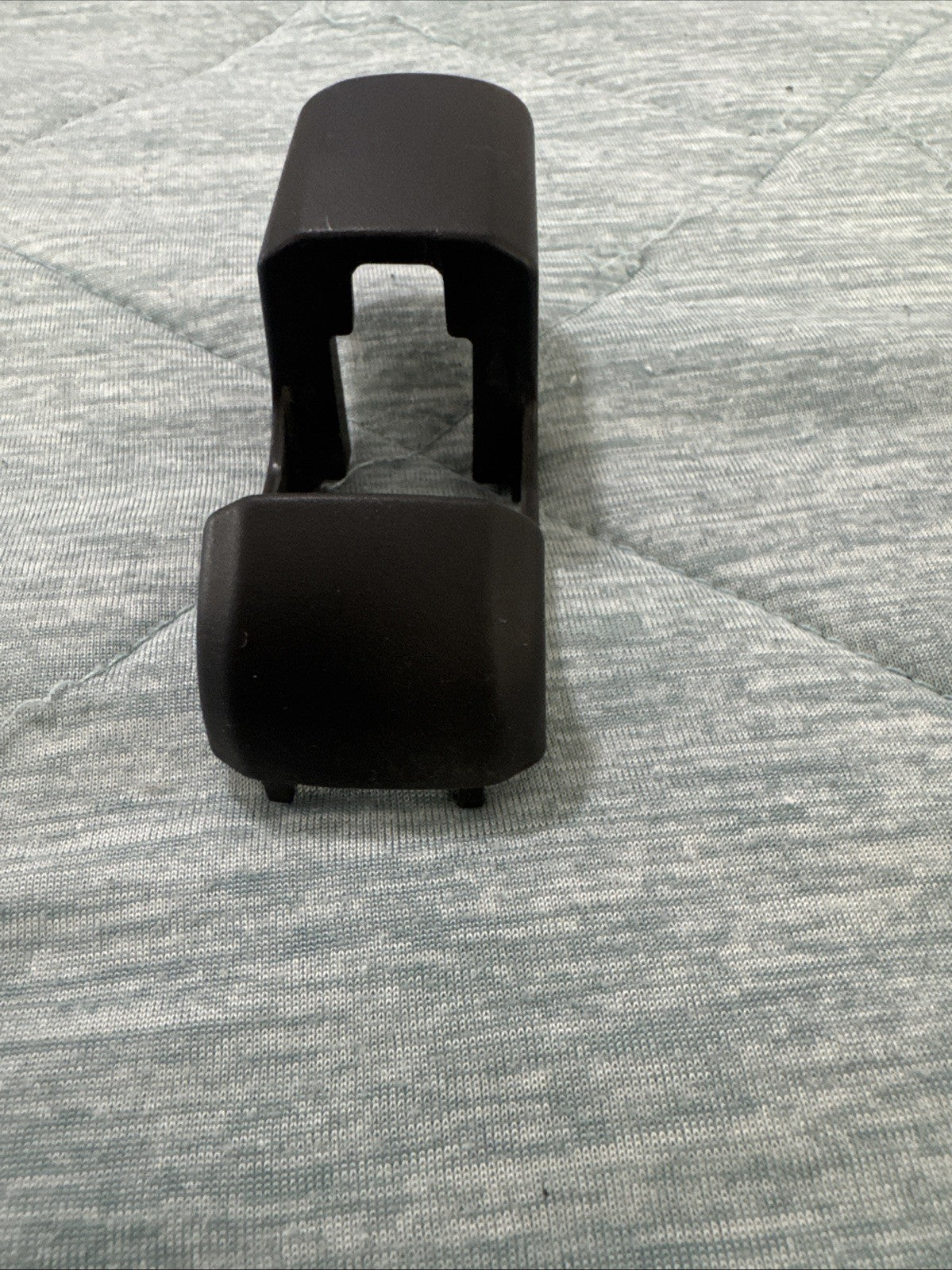 f4211 Interior Infiniti FX35 Trim F42115  PP/PE Seat Belt Guide Trim Cover