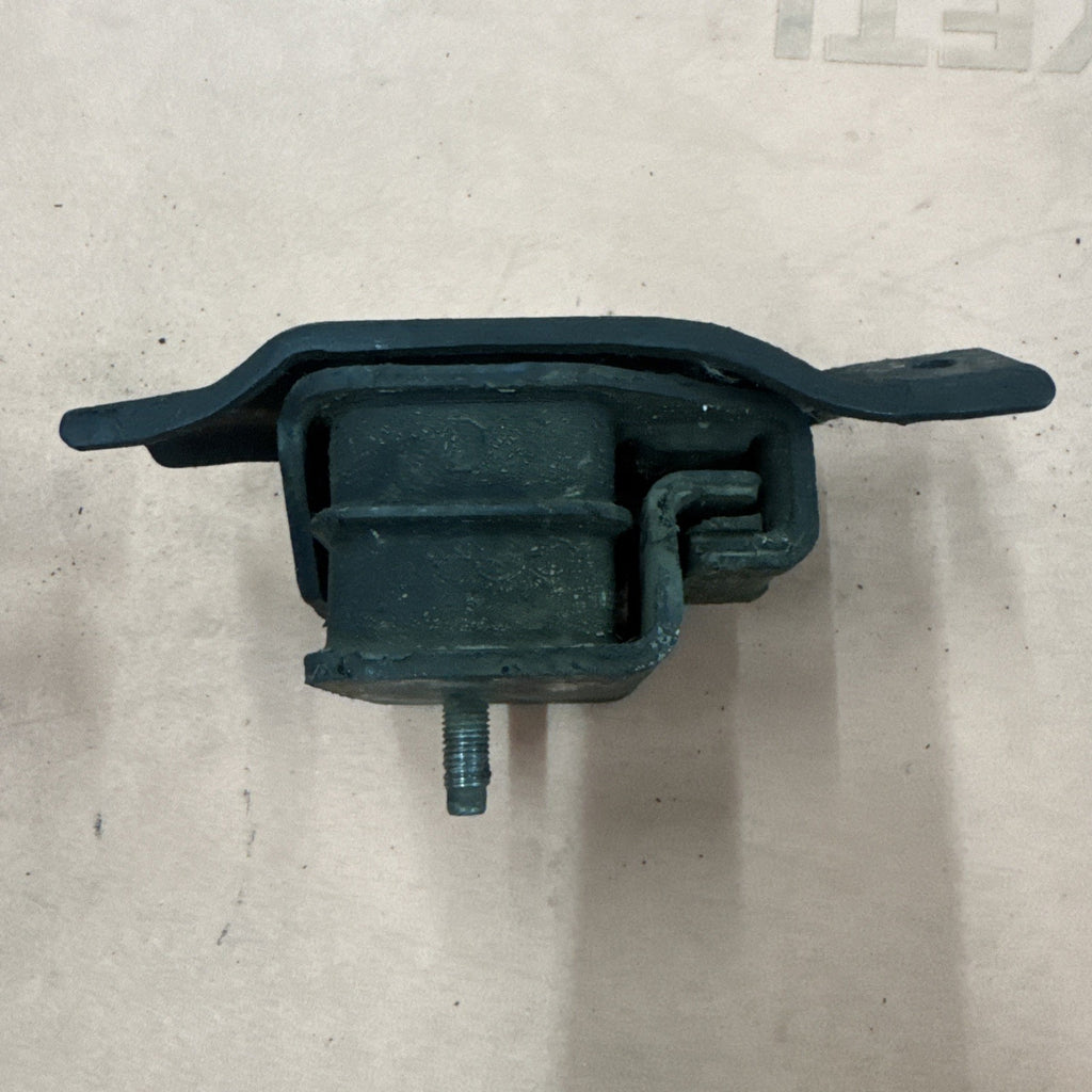 Front Left & Right Motor Mount 2PCS Subaru Impreza/ Legacy/ Baja/ Forester OEM