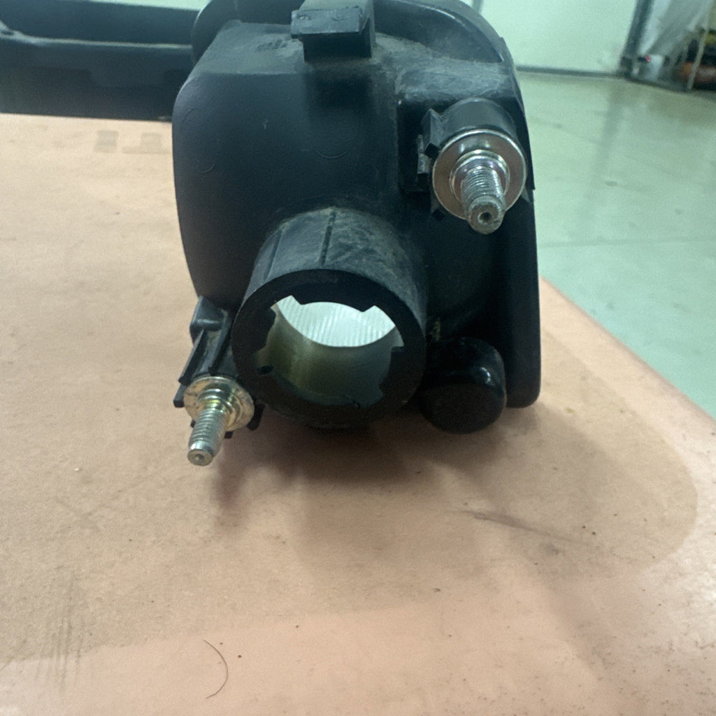 2014-15 SUBARU FORESTER  PASSENGER SIDE FOG LIGHT FOGLAMP RIGHT VC02-134