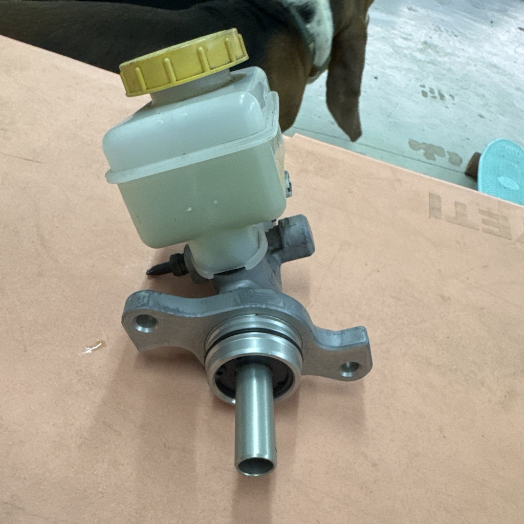 2008-14Subaru Forester Impreza WRX STI Brake Master Cylinder Reservoir OEM AG030