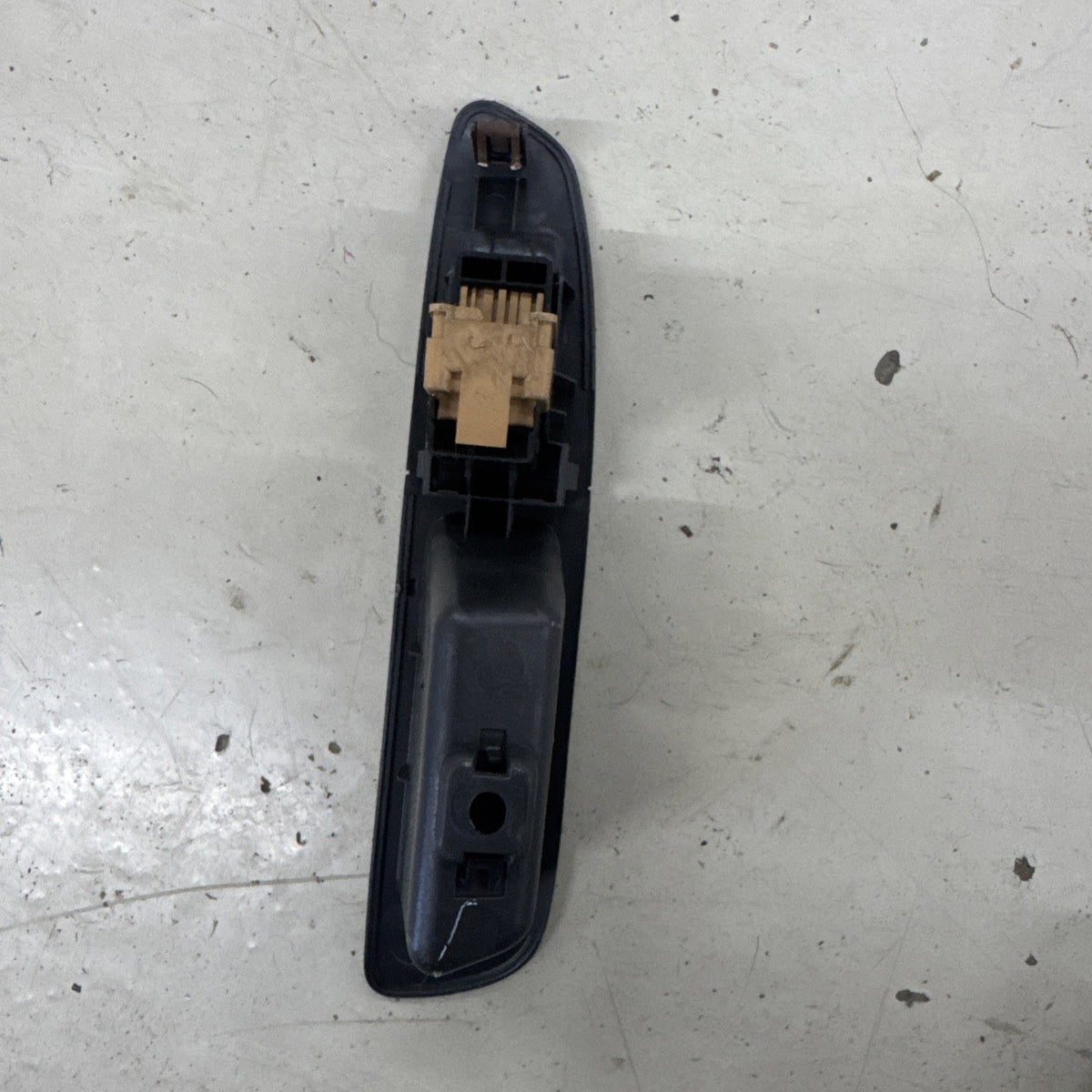 SUBARU IMPREZA WRX & STI REAR Right Side WINDOW SWITCH TRIM 05-07