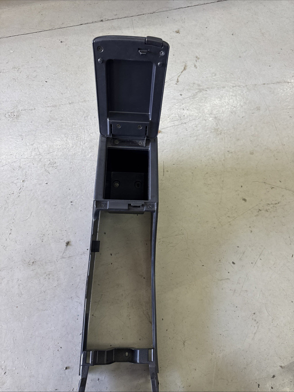 2005-07 Subaru Impreza WRX STI Black Center Console Rest Trim Middle