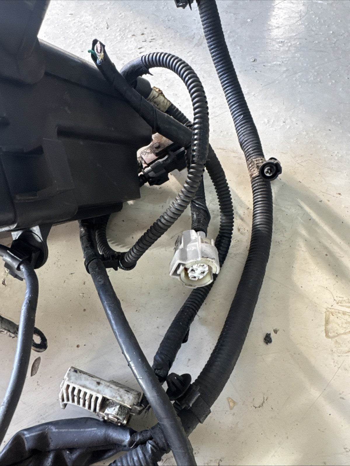 Subaru WRX Engine Fuse Box OEM 15