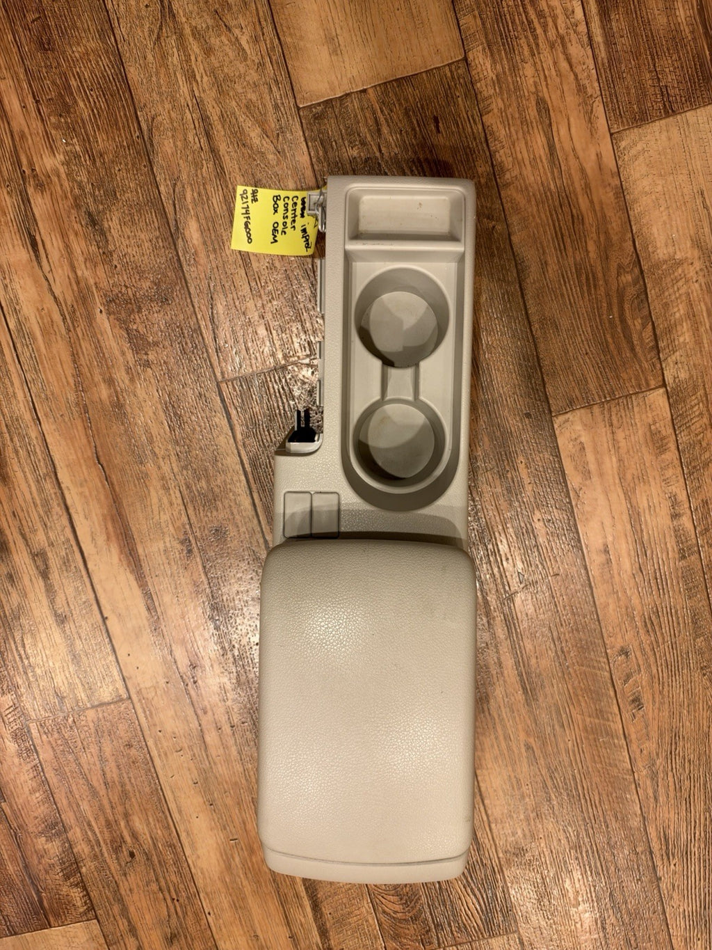 2008 SUBARU Impreza CENTER CONSOLE STORAGE COMPARTMENT BOX OEM 92174FG000 Beige