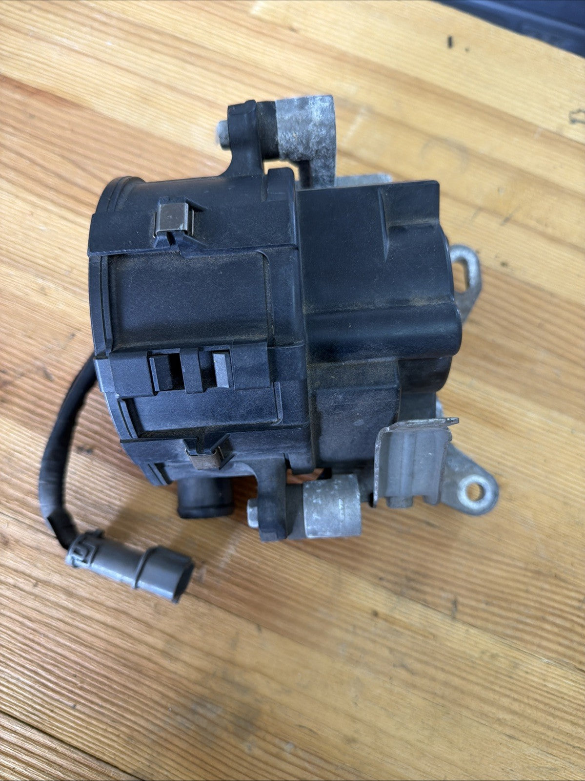 2009-2013 SUBARU FORESTER XT Turbo Oem SECONDARY AIR PUMP OEM 4828AA050