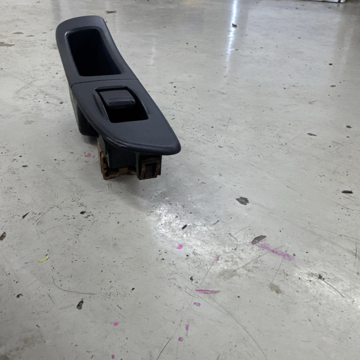 SUBARU IMPREZA WRX & STI REAR Right Side WINDOW SWITCH TRIM 05-07